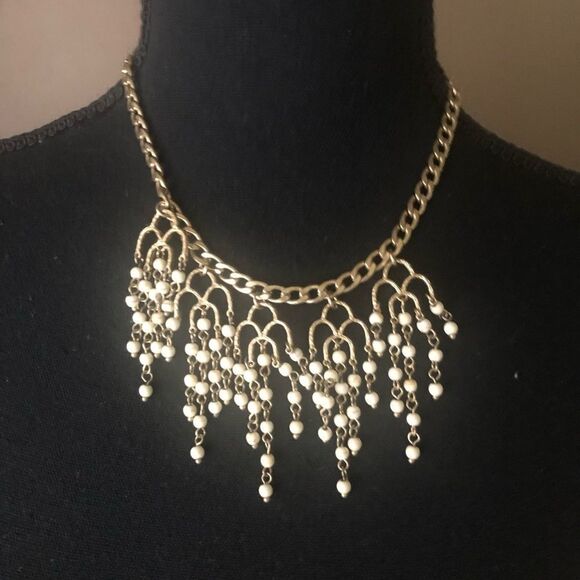 Chandelier Statement Necklace - Picture 1 of 3